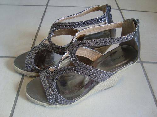 Stunning Queue Silver Wedges - Size 8 - AS NEW - Only worn once - BARGAIN!