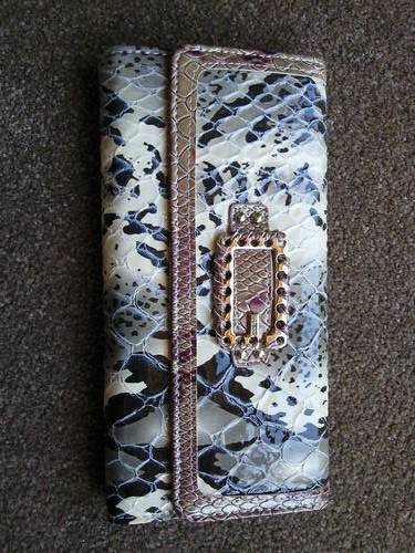 Candis Sudhu special: BRAND NEW Guess Purse / Wallet in Box