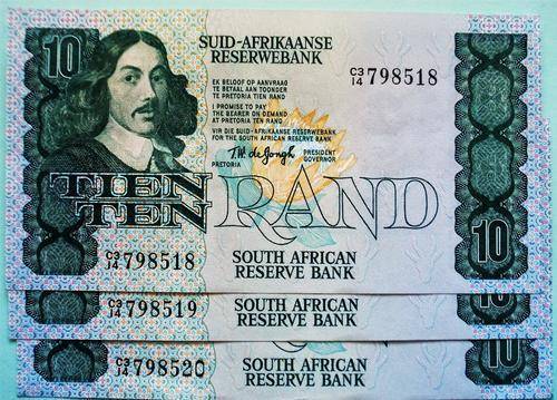 3 x R10 BANKNOTES IN SEQUENCE -  1978 T.W. DE JONGH. SUPERB! looks UNC. Relisted. SUPERB CONDITION!