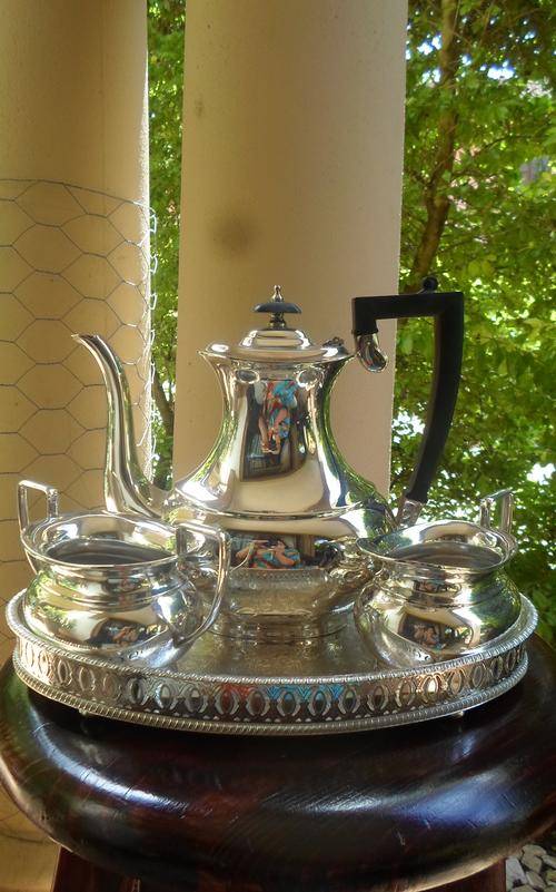 BEAUTIFUL EPNS A1 TEA SET MADE IN SHEFFIELD ENGLAND MINT CONDITION &GALLERY TRAY