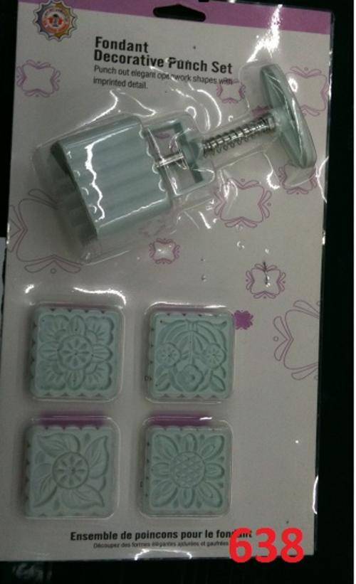 Fondant punch set square 637
