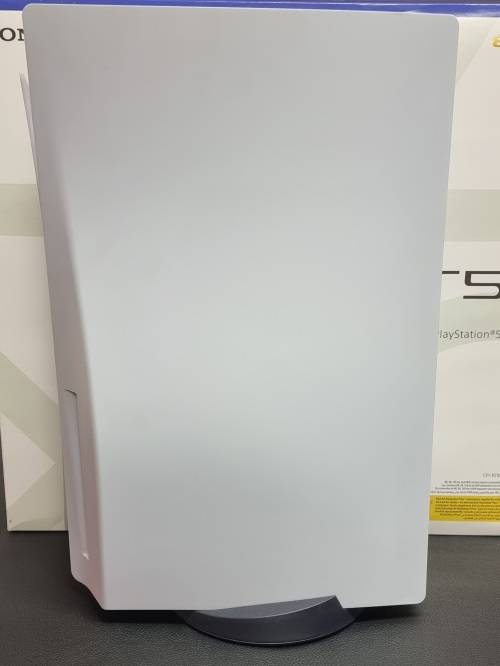 Playstation 5 - DISC Edition - (PS5) ( great condition and complete)