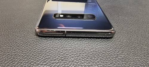 Samsung Galaxy S10+ (Please have a look at pictures and information provided)