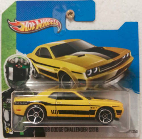 Hot Wheels '08 Dodge Challenger SRT8