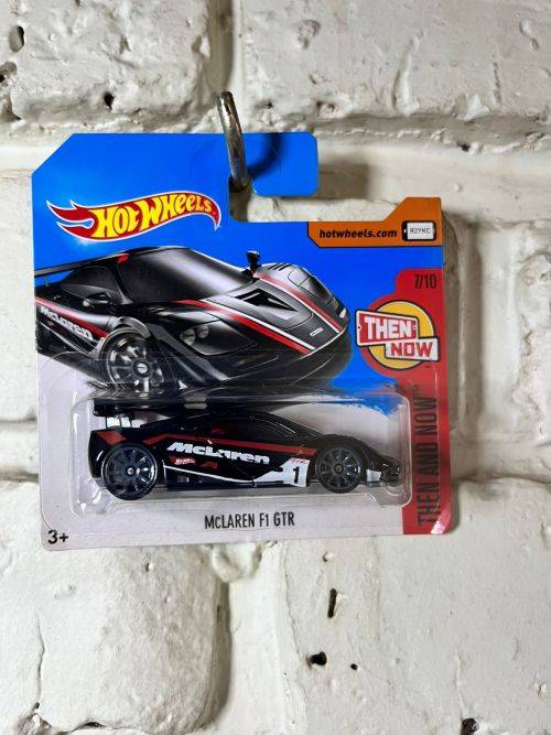 Hot Wheels 1/64 McLaren F1 GTR Black