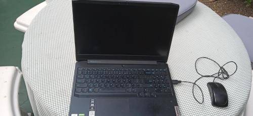 Lenovo IdeaPad Gaming 3 Notebook PC - Core i7-10750H / 15.6` FHD 120Hz / 8GB RAM / 256GB SSD + 1TB H