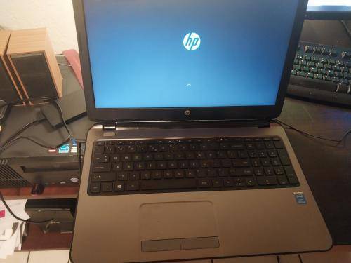 HP 250G3  Laptop COMPUTER - SEMI WORKING CONDITION - Please read