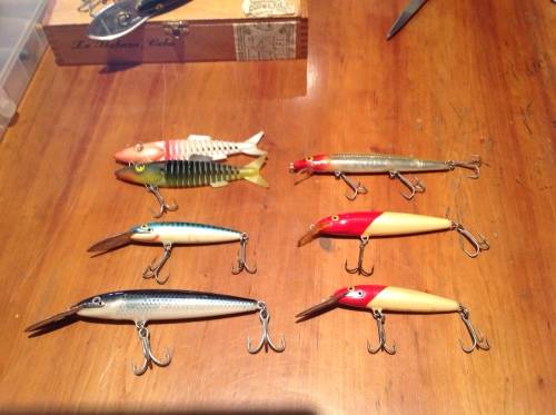 SELECTION OF 7 RAPALA AND OTHER LURES (lot 4)