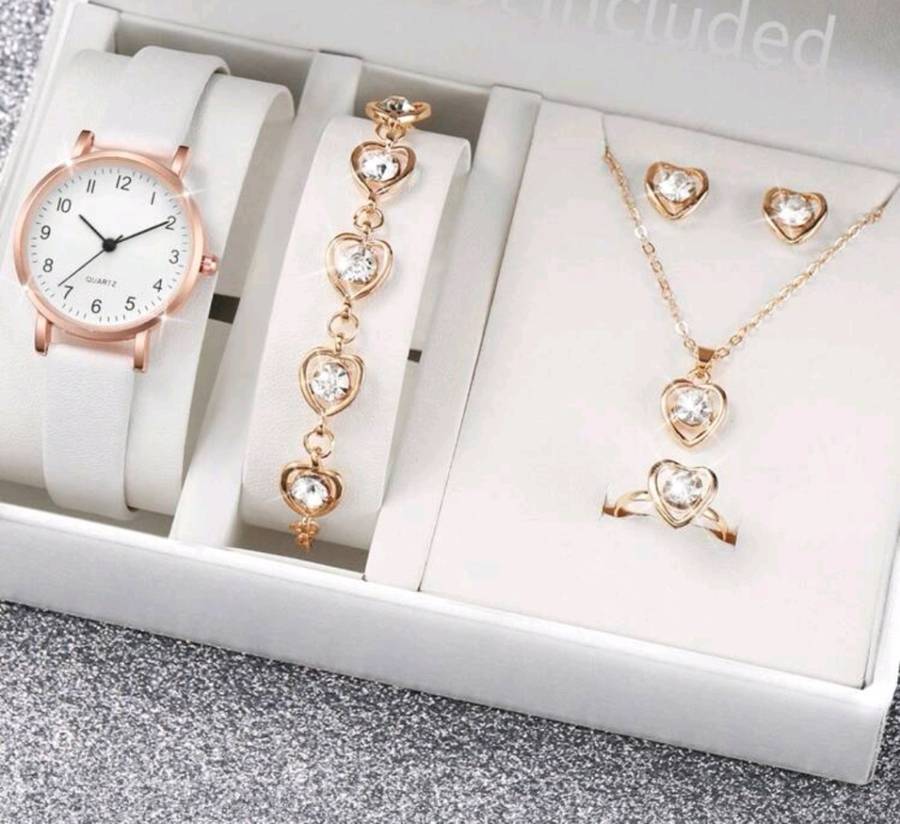 6 piece woman Quartz watch