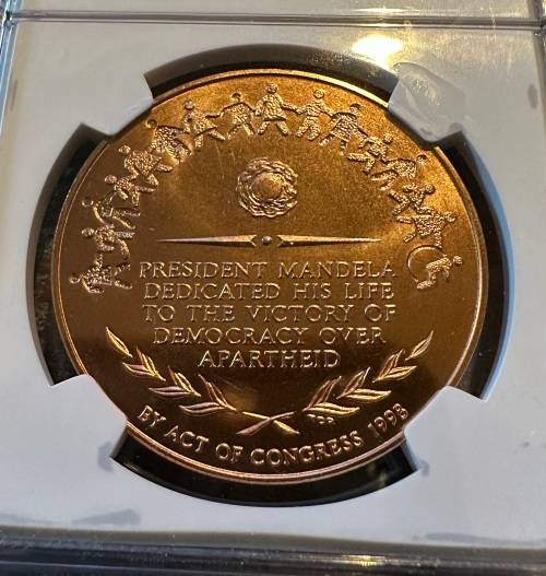 *** MANDELA BIRTHDAY SALE *** Bronze Medal 1998-dated * Mandela Medal * MS67RD