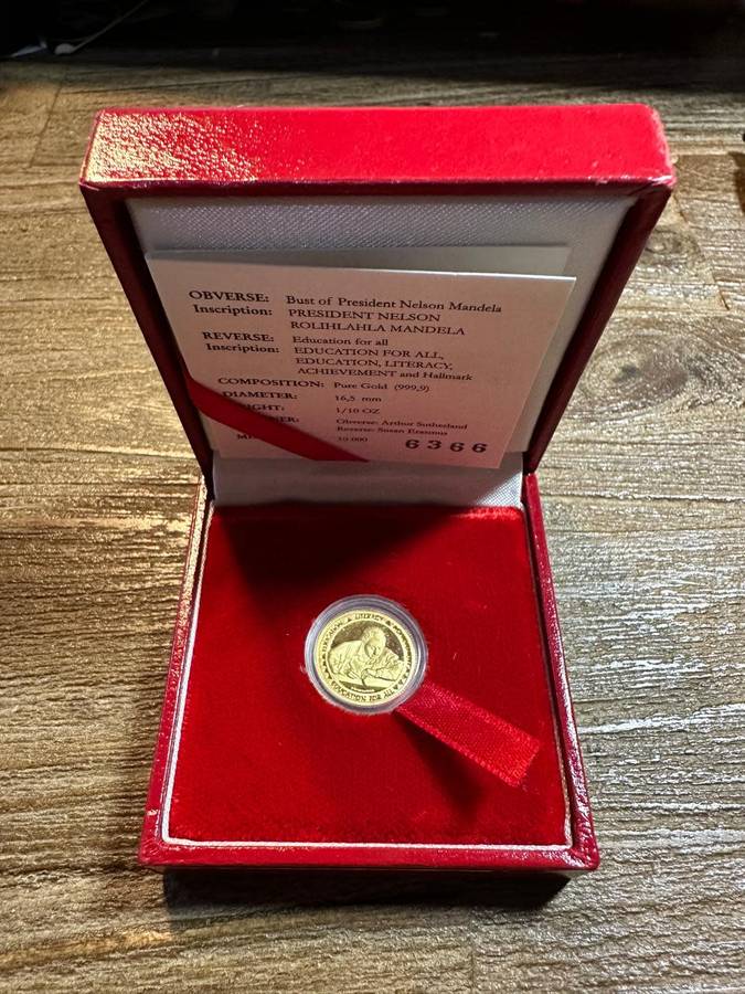 GOLD MANDELA 1/10th ounce - Education for All - SCARCE - highly collectable, includes COA