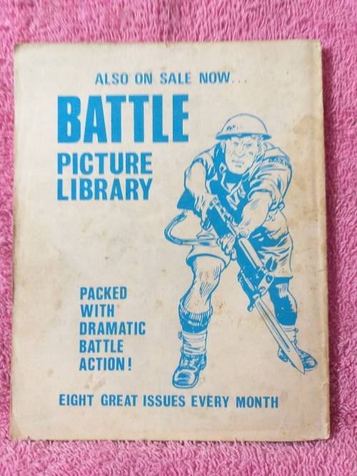 WAR PIC LIBRARY - STRIKE POWER NO 1858