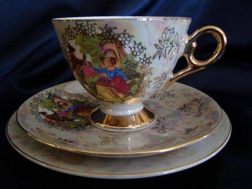 TEA TRIO WITH ROMANTIC SCENE