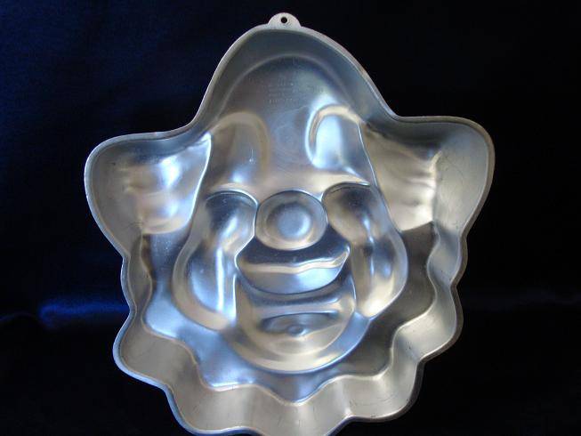CAKE MOULD ALIMINIUM - CLOWN