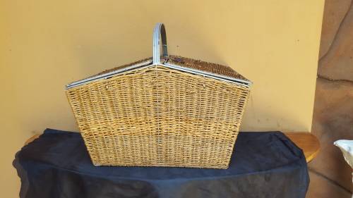 Old wicker picnic basket.