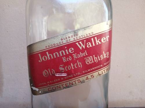 Large Johnnie Walker bottle and 2 glasses.