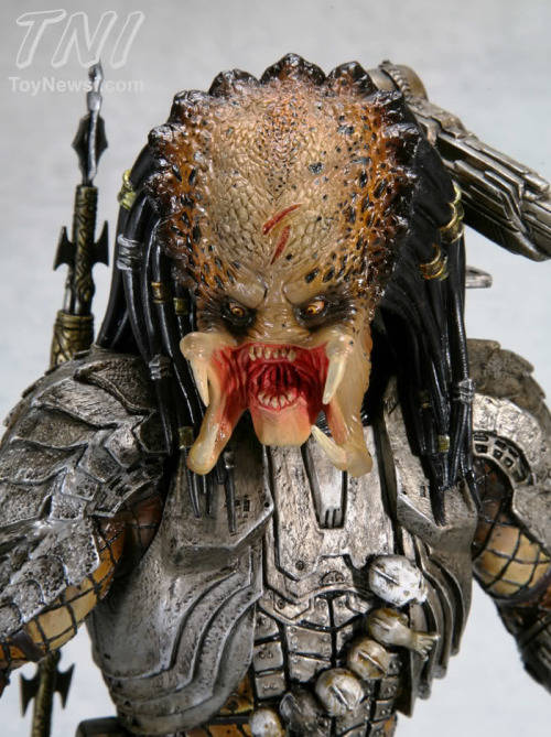 KOTOBUKIYA ARTFX ALIEN VS PREDATOR STATUES:  1:6 ALIEN WARRIOR & SCAR PREDATOR