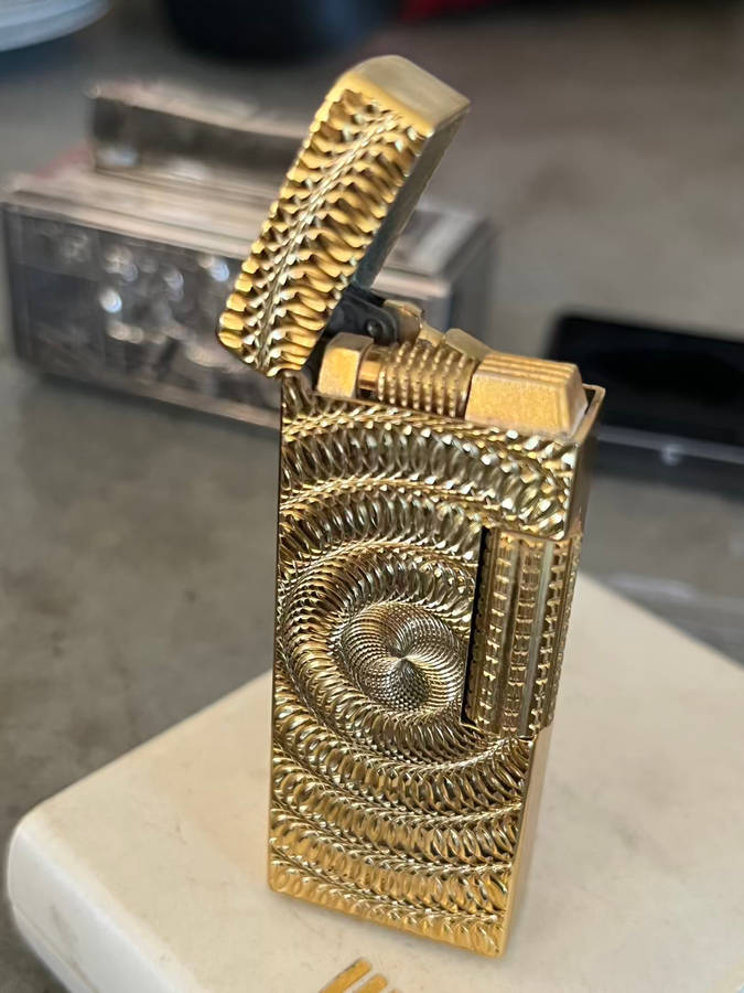 WIN 2000 Gold plated lighter