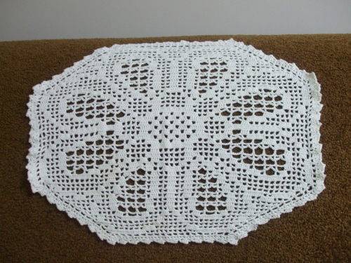 Crochet cloth, oblong shape. white