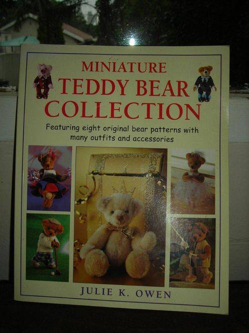 MINIATURE TEDDY BEAR COLLECTION - JULIE K OWEN