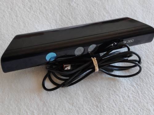 Xbox 360 Kinect Sensor + 3 Xbox 360 Games