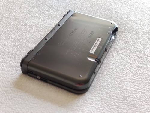 `New` Nintendo 3DS XL Console