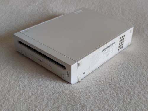 Nintendo Wii Console + 5 Games