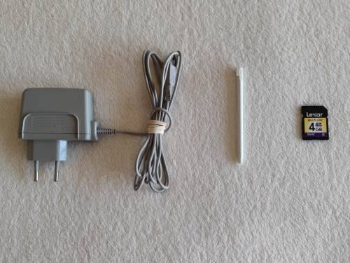 Nintendo 3DS XL Console - Animal Crossing Edition