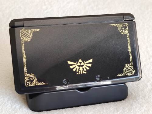 Nintendo 3DS Console - The Legend Of Zelda 25th Anniversary Edition