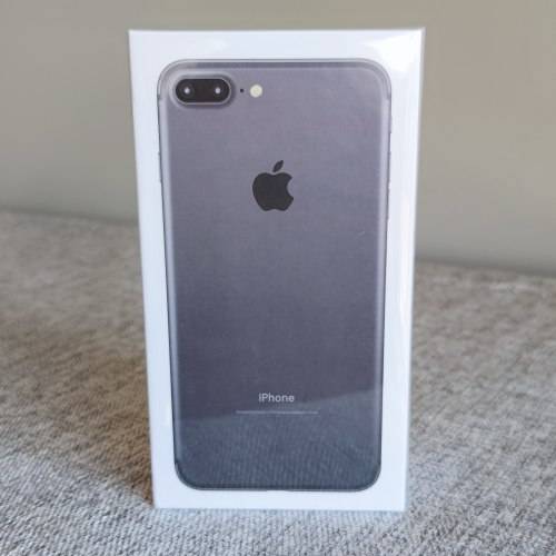*New* iPhone 7 Plus - 128 GB Black (Free Shipping)