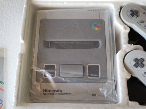 Nintendo Super Famicom Console + 10 Games