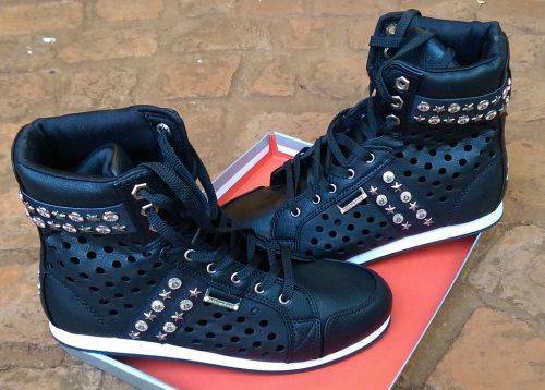 Ladies Sissy Boy ankle-high sneakers (Size 6)