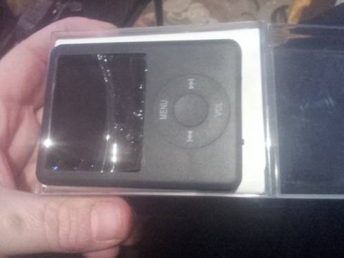 MP4 PLAYER WITH SCREEN