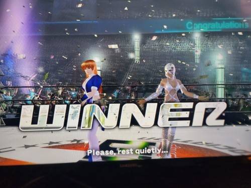 Xbox 360 + 17 Games + Karaoke