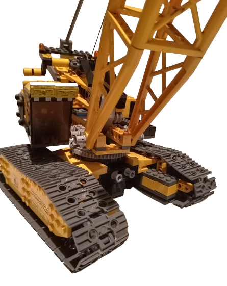 LEGO 7632 Crawler Crane - Lego City Construction 7632 - with exclusive Minifigure