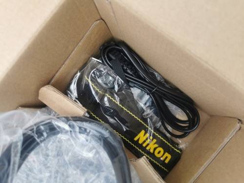 New Nikon d7000 body only 16.2 Mp and 1080 HD video