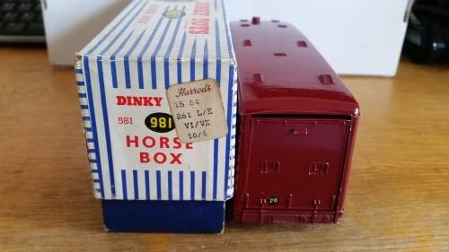 Dinky #981 Horse Van