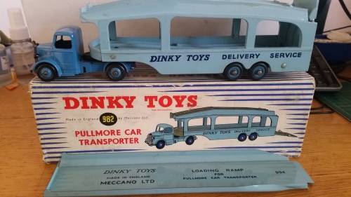 Dinky #982 Pullmore Car Transporter with Loading Ramp