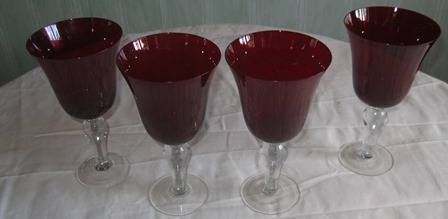 Stunning Ruby Red Wine Glasses x 4