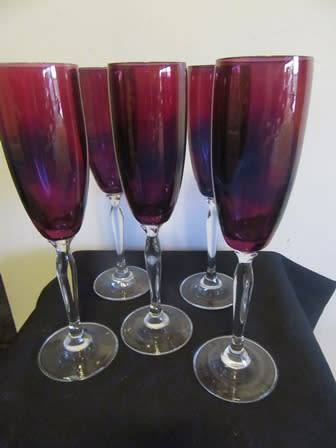 Set of 5 Cranberry Champagne Flutes