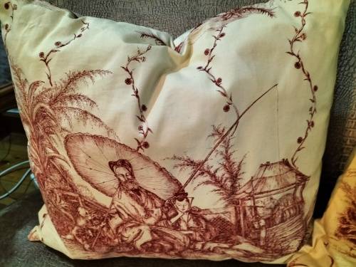 Pair of Chinese Chinoiserie Pattern Scatter Cushions