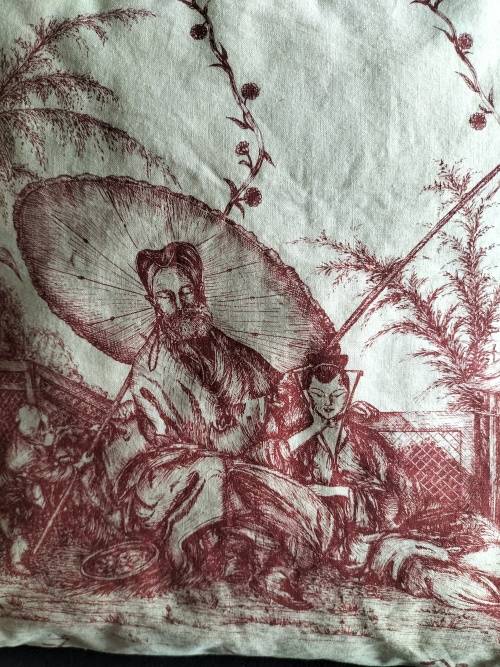 Pair of Chinese Chinoiserie Pattern Scatter Cushions