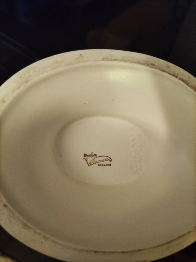 Art Deco Spode Velamour Tulip Relief Vase