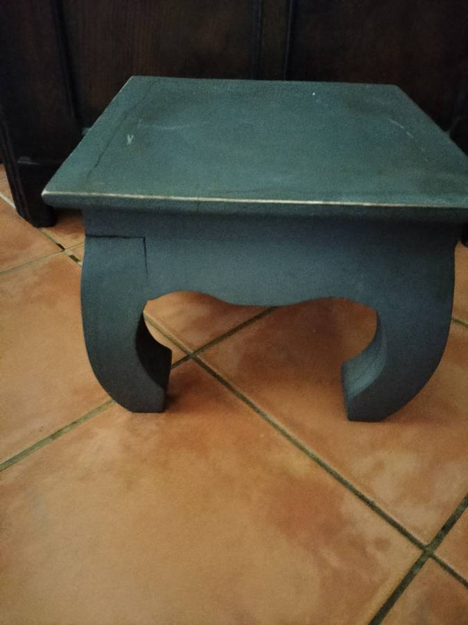 Large Chinese Jardiniere or Fish Bowl withStand