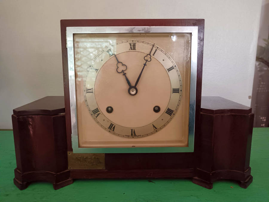 Art Deco Mantle Clock Imperial Croydon England
