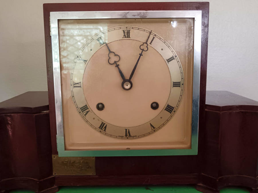Art Deco Mantle Clock Imperial Croydon England
