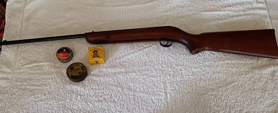 Vintage BSA Pellet Gun with Pellets C 1950 -1960