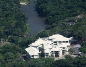 Easter Weekend @ Uvongo River Resort from 18 - 21 April 2014(3 Nights) 3 Bedrooms/sleeps 8