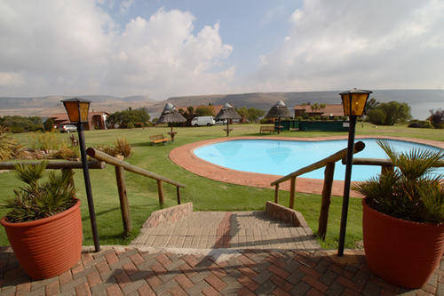 Midweek @ Qwantani, Drakensberg from 24-28 Jan 2011 (4 Nights) 3 Bedrooms / sleeps 6