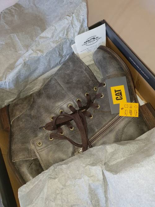 Caterpillar Women's Narcissa Boots charcoal size 7 (unworn)